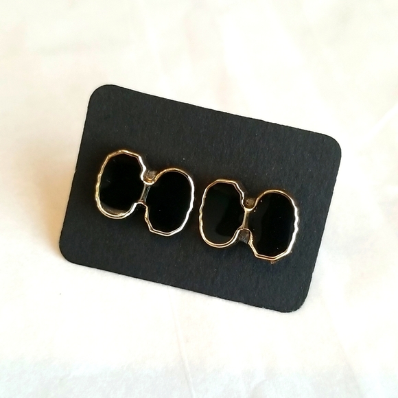 3 for $15 Black Enamel Minimalist Earrings - Picture 3 of 4